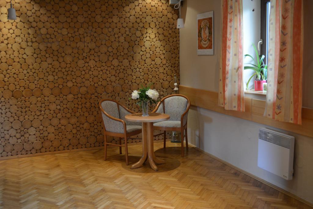 Hotel Penzion Ekosport à Stachy Extérieur photo