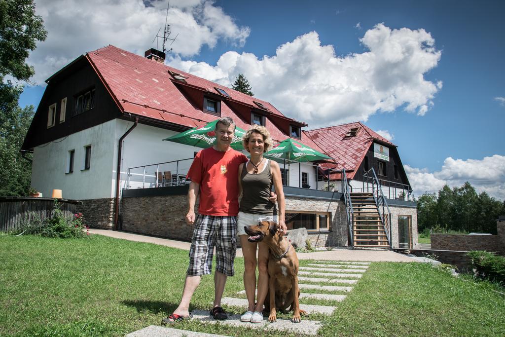 Hotel Penzion Ekosport à Stachy Extérieur photo